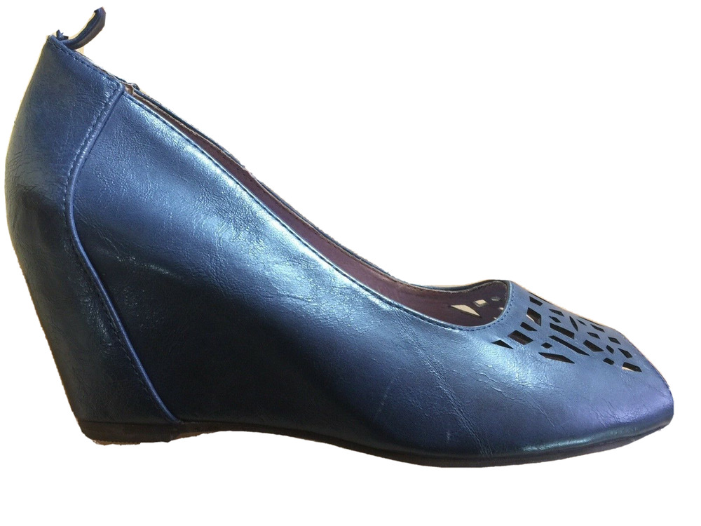 JEFFREY CAMPBELL Laser Cut Out Open Toe Leather Hidden Wedge Pumps Navy 6.5 M